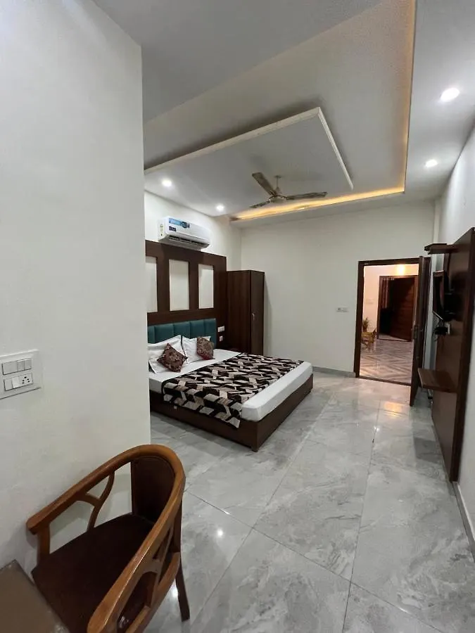 Hotel The Crown , Top Rated & Most Awarded Property In Chandigarh, Zirakpur & Tricity
